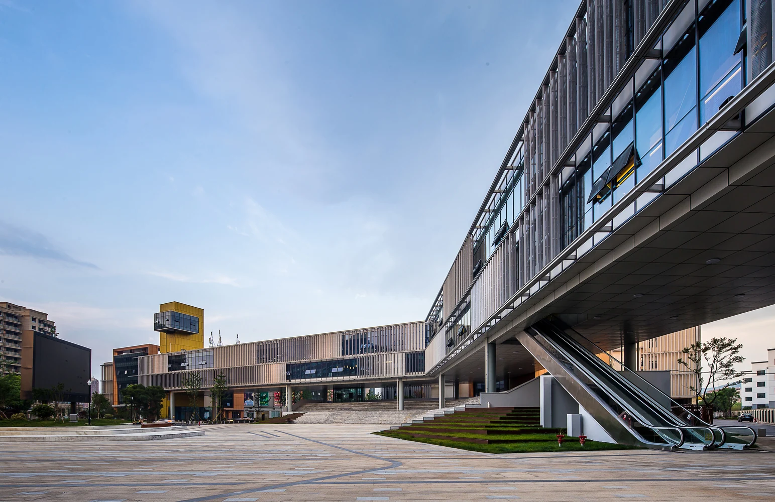OLINK Co-working — Wenzhou workplace interior, view 2